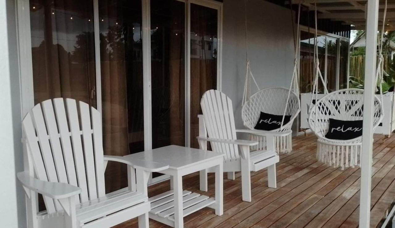 RedDoorz @ Angels Bed&Breakfast Sipalay City Exterior foto