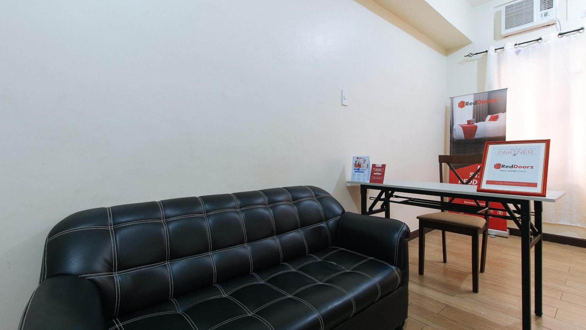 RedDoorz @ Angels Bed&Breakfast Sipalay City Exterior foto