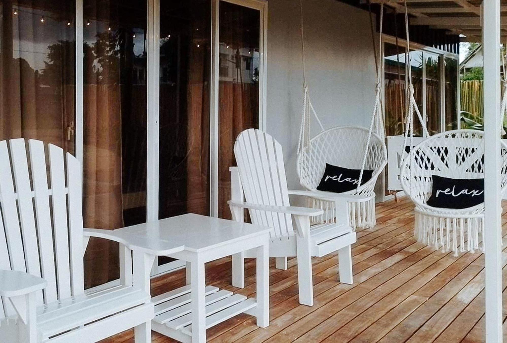 RedDoorz @ Angels Bed&Breakfast Sipalay City Exterior foto